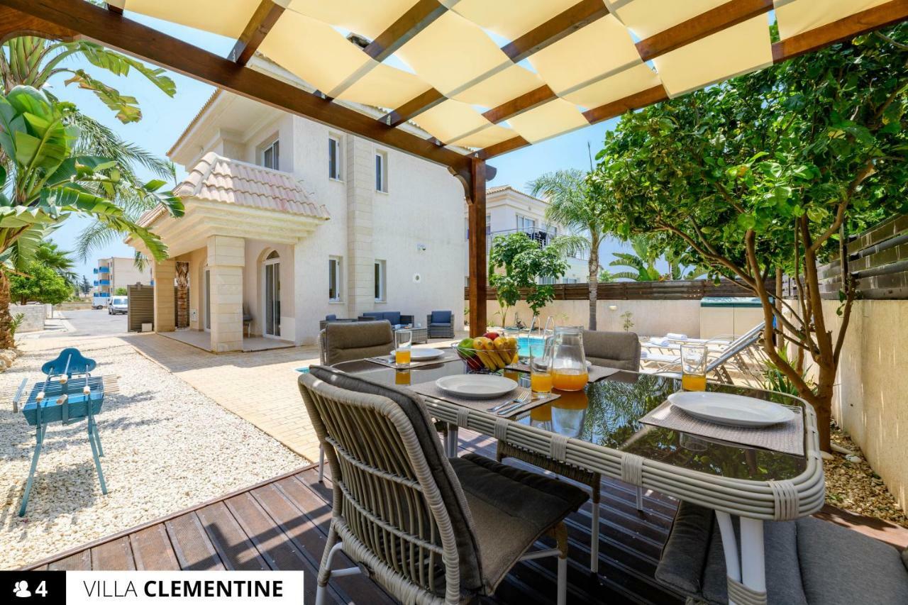 Blue Water Bay Villas Paralimni Exterior foto